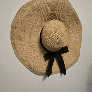 Chic Straw Sun Hat with Black Bow